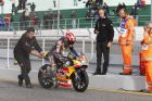 Aksi Fenomenal Marquez! Menang Setelah Crash Saat Restart